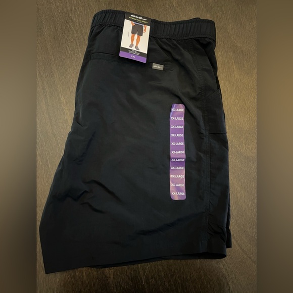 NWT Men’s XXL Eddie Bauer Black Shorts - Picture 3 of 10